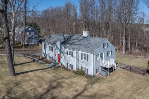 26 Rolling Hill Dr, Morristown, NJ 07960 photo 35