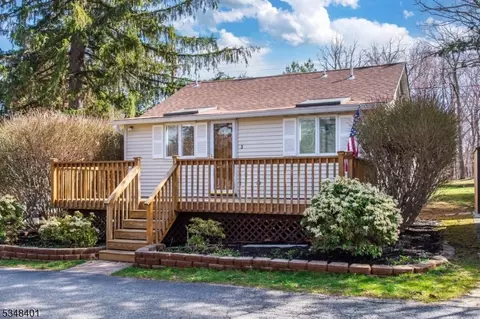 3 Barbarita Hl, Randolph, NJ 07869