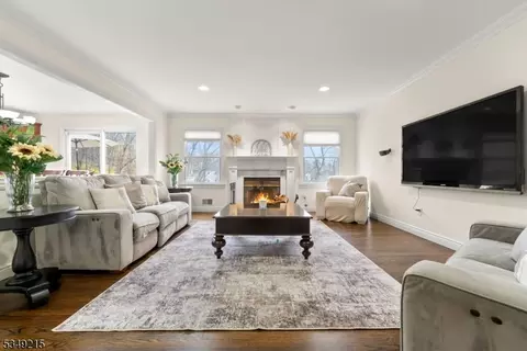 3 Armstrong Ave, Wayne, NJ 07470 photo 10