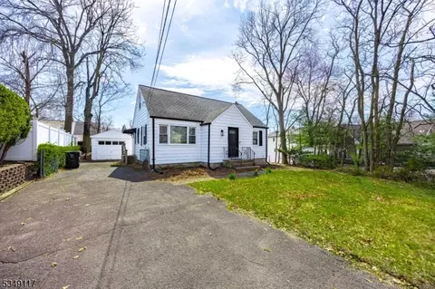 38 Arcadian Way, Paramus, NJ 07652 photo 3