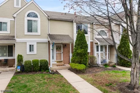16 Bradovra Ct, Hillsborough, NJ 08844