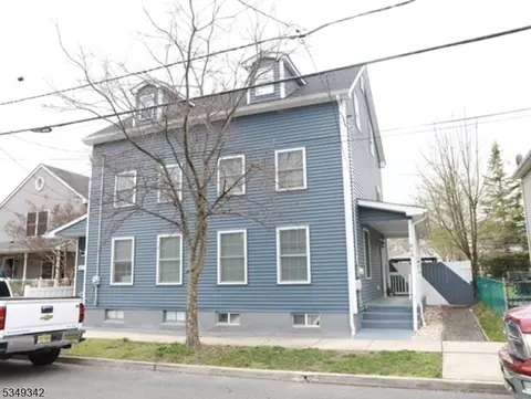 416 Poplar St, Delanco, NJ 08075
