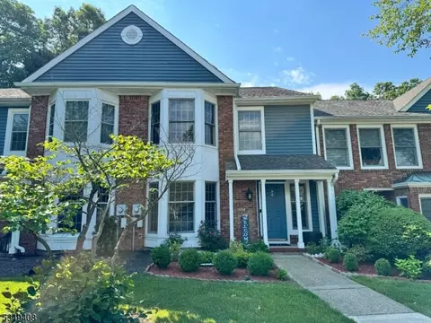 96 Laurelwood Ct, Rockaway, NJ 07866