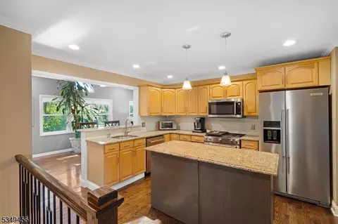37 Wendt Ln, Wayne, NJ 07470 photo 8