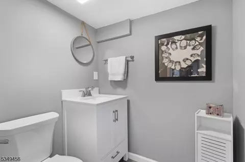 37 Wendt Ln, Wayne, NJ 07470 photo 19