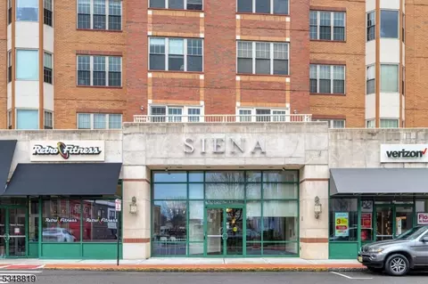 48 S Park St #414, Montclair, NJ 07042