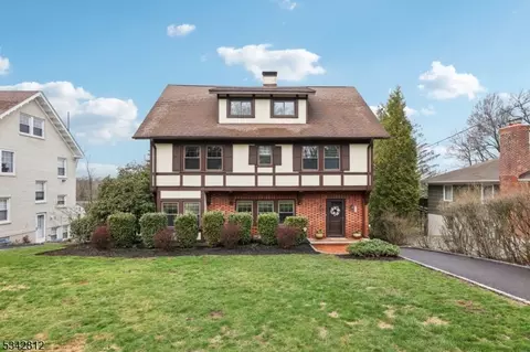 34 Afterglow Ave, Verona, NJ 07044