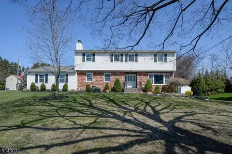 85 Pancake Hollow Dr, Wayne, NJ 07470