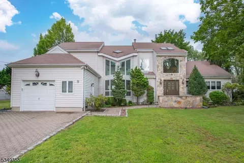 9 Samuel Ct, Lincoln Park, NJ 07035