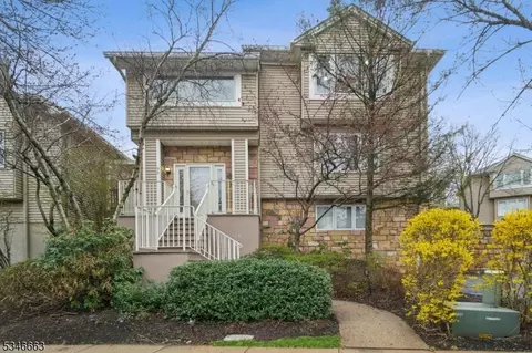 96 Clarken Dr, West Orange, NJ 07052