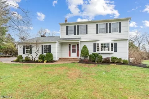 6 Dorset Ln, Whitehouse Station, NJ 08889