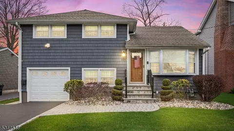 335 Dorchester Ave, Cranford, NJ 07016