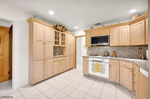 14 Harvard St, Summit, NJ 07901 photo 23