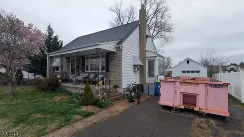 149 S 14th Ave, Manville, NJ 08835