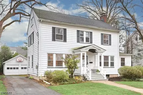 92 Oakland Rd, Maplewood, NJ 07040