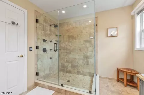 160 Riverview Ave, Gillette, NJ 07933 photo 20