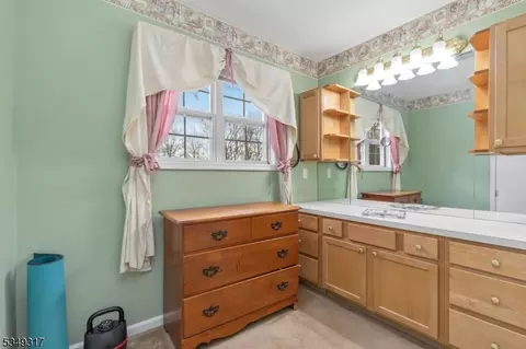 160 Riverview Ave, Gillette, NJ 07933 photo 22