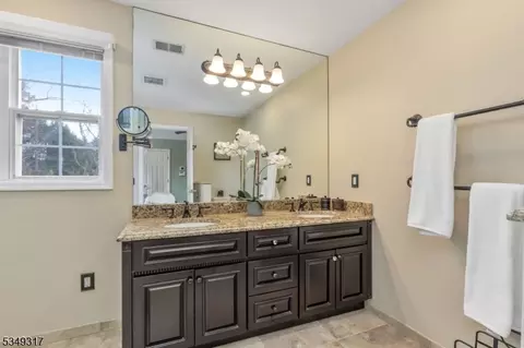 160 Riverview Ave, Gillette, NJ 07933 photo 19