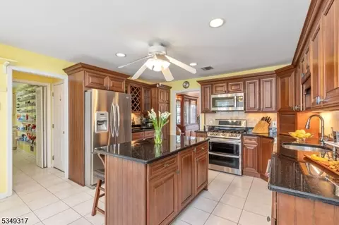 160 Riverview Ave, Gillette, NJ 07933 photo 10