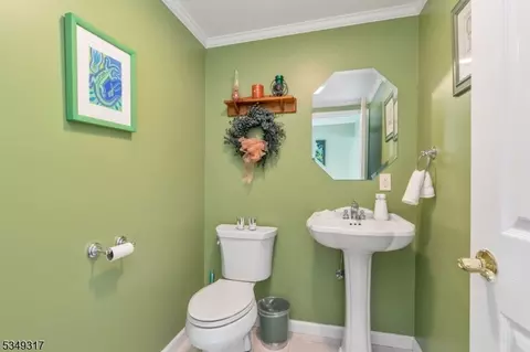 160 Riverview Ave, Gillette, NJ 07933 photo 16