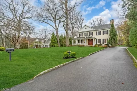 18 Maple St, Chatham Twp, NJ 07928 photo 3