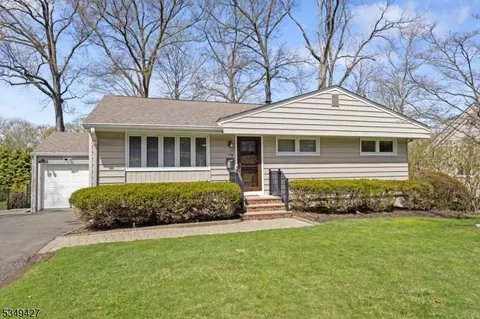 116 Ridgedale Ave, Madison, NJ 07940