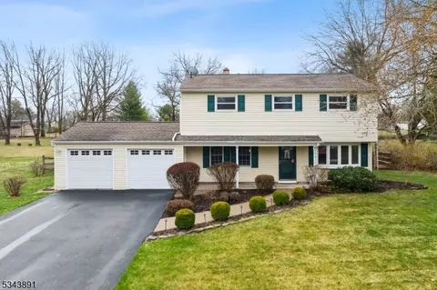 59 Meadowbrook Dr, Hillsborough, NJ 08844