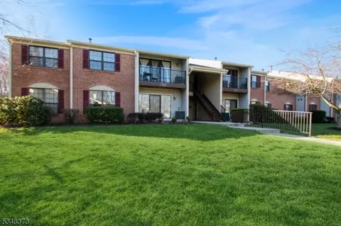 44 Baldwin Ct #44, Basking Ridge, NJ 07920