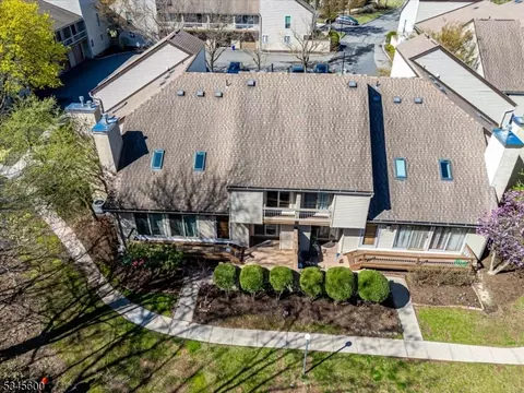 39 Denise Dr, Edison, NJ 08820 photo 34