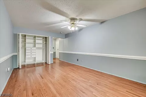 39 Denise Dr, Edison, NJ 08820 photo 24