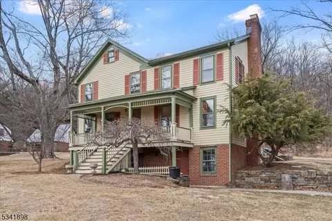 3 Mountainside Rd, Mendham Twp, NJ 07945