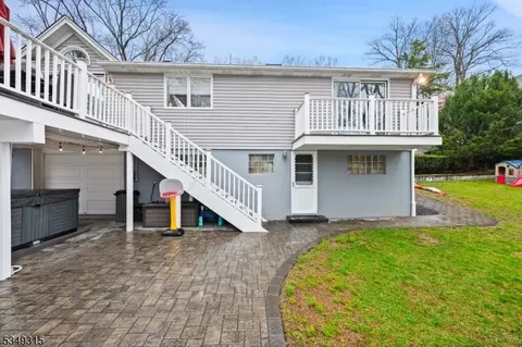 38 Laurel Dr, Wayne, NJ 07470 photo 7