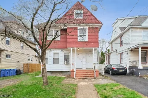 73 Pearl St, North Plainfield, NJ 07060