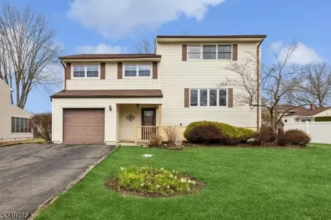 31 Devonshire Ter, Flanders, NJ 07836