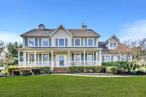19 Wesley Rd, Hillsborough, NJ 08844