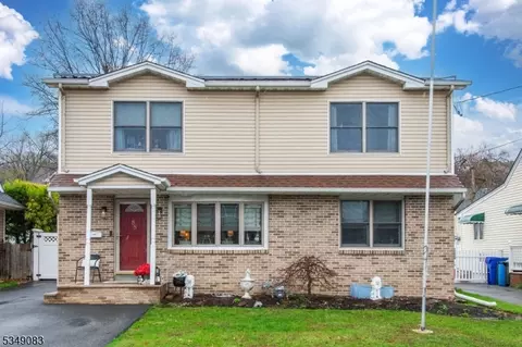 88 Greene Ave, Totowa, NJ 07512