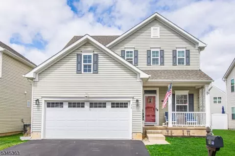 70 Trafalgar Ct, Sparta Twp, NJ 07871