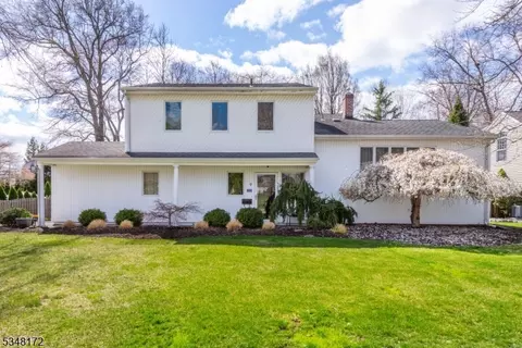 7 Sherwood St, Wayne, NJ 07470
