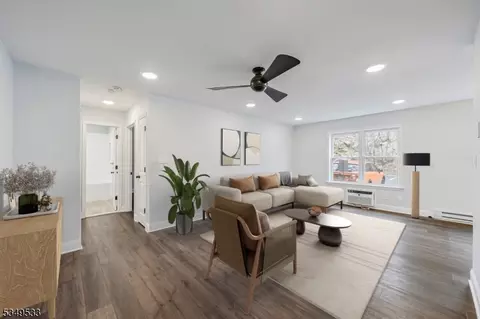 100 Pierson Miller Dr #E11, Pompton Lakes, NJ 07442