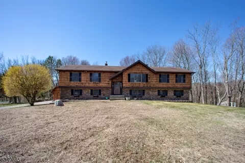 111 Beemer Church Rd, Branchville, NJ 07826