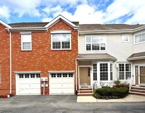 56 Albert Ct, Parsippany-troy Hills Twp, NJ 07054