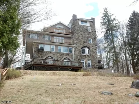 28 Sunset Ter UNIT 4, Mount Arlington, NJ 07856
