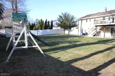 21 Hampton Ter, Wayne, NJ 07470 photo 15