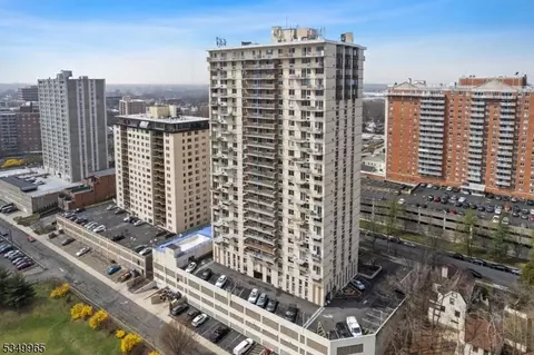 160 Overlook Ave #12D, Hackensack, NJ 07601 photo 17