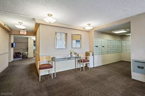 160 Overlook Ave #12D, Hackensack, NJ 07601 photo 18