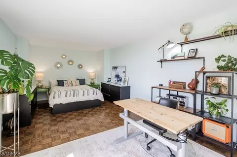 160 Overlook Ave #12D, Hackensack, NJ 07601 photo 13