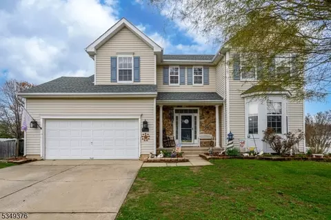 26 Whitford Dr, Burlington Twp, NJ 08016