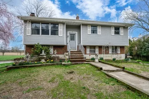 213 Tennent Rd, Morganville, NJ 07751