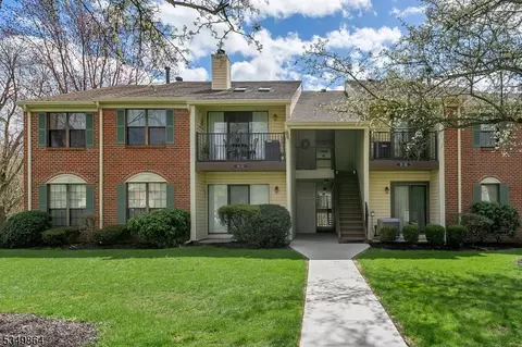 64 Baldwin Ct, Basking Ridge, NJ 07920
