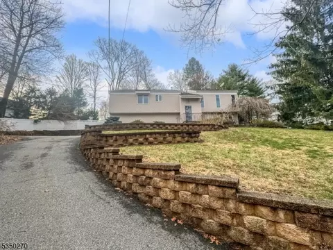 372 Dover Chester Rd, Randolph, NJ 07869